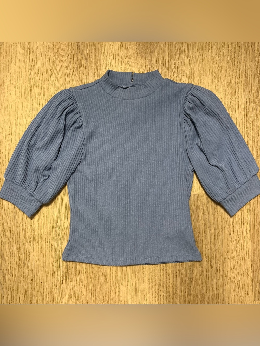 Forever 21 Dusty Blue Ribbed Puff-Sleeve Mock Neck Cropped Top size S